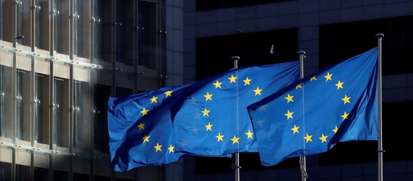 Ενώ η Ρωσία προχωράει ήδη σε μαζικούς εμβολιασμούς η ΕΕ λέει ότι θα μοιράσει το εμβόλιο στα κράτη «όταν είναι διαθέσιμο»